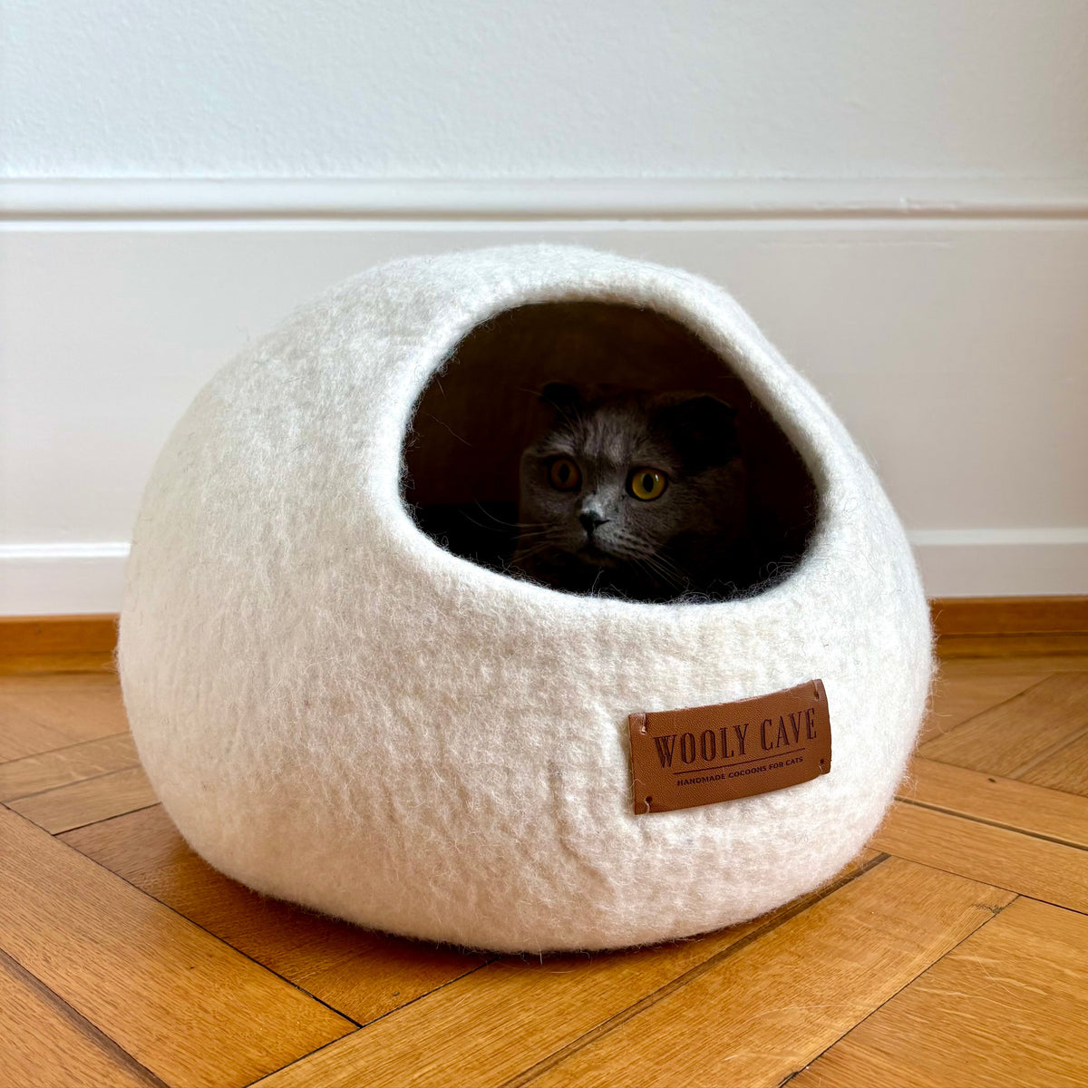 Round Cat Caves